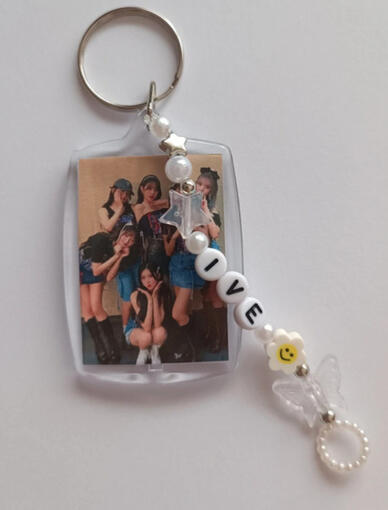 IVE keychain